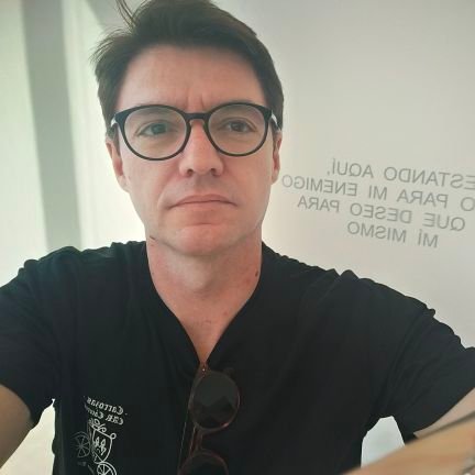 Claudioruizpre's profile picture. 