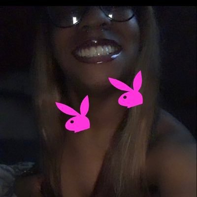 Content creator dms are open cashapp: rxcklessprincess12 20 years old💕