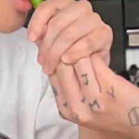 달까지🌙?! (@didhd0113) 's Twitter Profile Photo