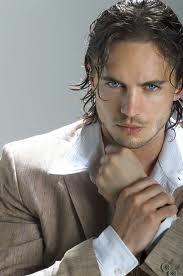 I am Scott Salvatore.my dad is Kol.I love my kids and my family Dont mess with them! {Single/18+/Bi}