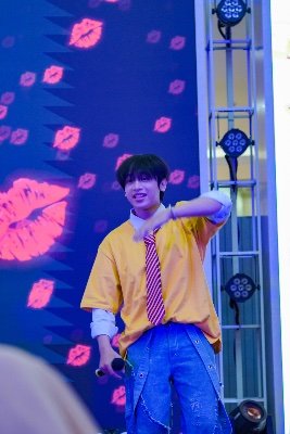 raaavix's profile picture. @galaxy0fficial_