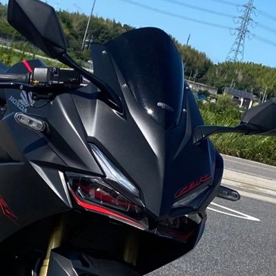愛知 97年 🏍CBR250rr→cb400sf→YZF-R1バイク仲間欲しくて始めました 無言フォロー失礼します🙇♂️