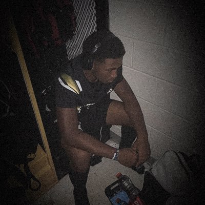 j_wilson75's profile picture. DT/DE 6’2 218 lbs |CO ‘26 @ERHSFB | 3.4 GPA | wilsonjaiden1118@gmail.com | Cell: 7864500733