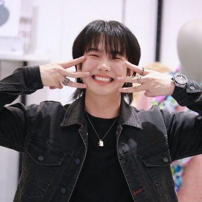 junehy168's profile picture. BeYourLuve