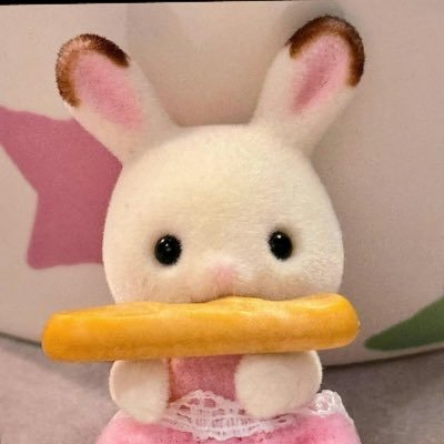 Mintice1204's profile picture. With DY