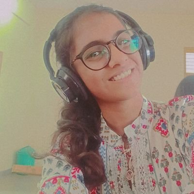 SweniThakkar's profile picture. 