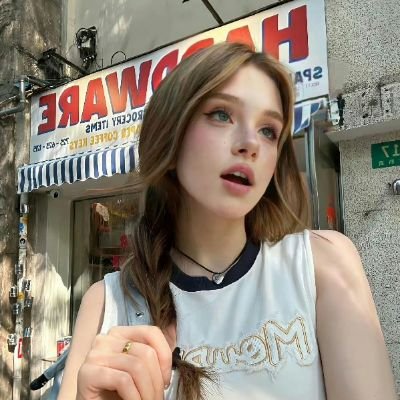 Sophia070499's profile picture. lesbian0.5/m/sub被虐倾向/esfp/想被姐姐妈妈坐脸骑乘/喜欢舔逼/没关注的私信不回/男生勿扰