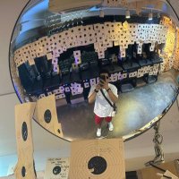 Uzi (@uzi_v0) 's Twitter Profile