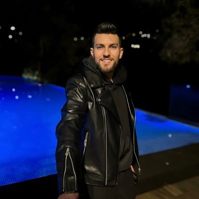 DagherAnthony's profile picture. " وحده عناد الحقّ يضع حدّاً لوقاحة الكذب "