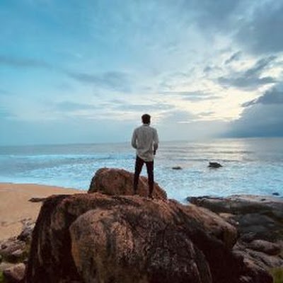 aswinnsk16's profile picture. VISUALIZER