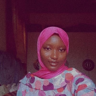 striving muslimah .
seamstress 🧵✂️🪡
bibliophile 📚📖📜
Otaku💀☠️
floraphile 🌹🥀