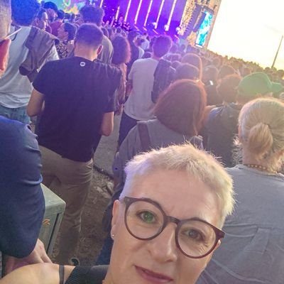 anaoteroson's profile picture. Que a vida non me sorprenda xamais desprevenida, calada e neutral ... Fish admin 🐟