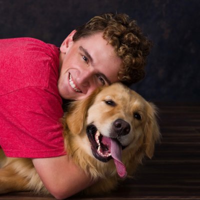bsknees77's profile picture. 