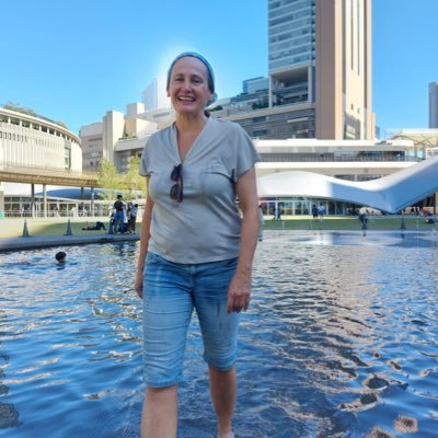 @astridbl.bsky.social | GRÜNE | Bezirksverordnete BVV TS | @grueneTSbvv | Verkehrspolitische Sprecherin-Schwerpunkt Radverkehr | Mobilitätswende | hier privat