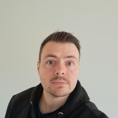 Technical Director at Cast Iron Games
C++ Performance & Optimisation
Low level graphics programming