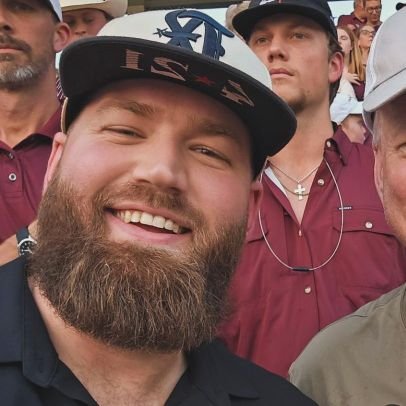 Former Student @TAMU Class of 2013 | Former Corps of Cadets Company E-2 Rebel | Critically Acclaimed Beard | Husband to a Kiwi & Dad to lots of dogs ♦️