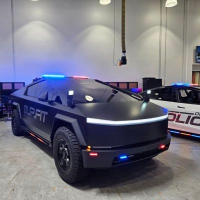 MERICATHEDREAM's profile picture. 2023 Tesla model y owner, 2025 Rivian Gen 2 R1S owner, R2 reservation holder, GOD first. First responder. check out my YouTube channel @therealrobtom