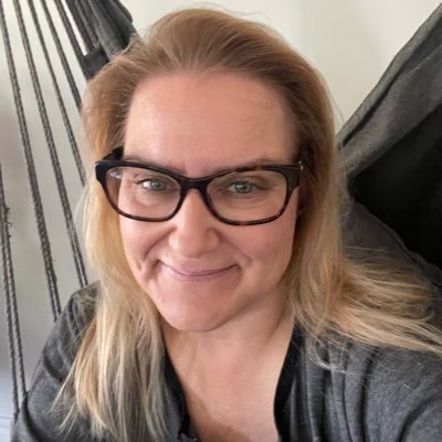 macleod_inge's profile picture. I love learning, learners, and bringing the two together. 📚🇨🇦