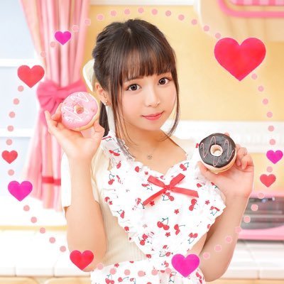 私たちは友達になり、一緒にデートや会話を楽しむことができます。一緒に買い物をして、親密なカップルの楽しさを味わう，LINEで私を追加してくださ