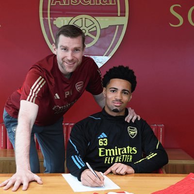 For the love of Ethan Nwaneri and Arsenal. Parody 🔴⚪️
