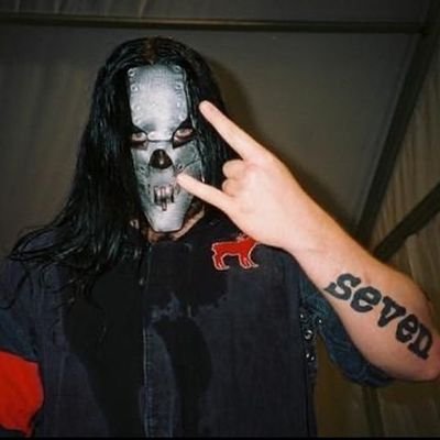 hexle_9275's profile picture. Maggots4life. Mick7 嫌恶. she/her