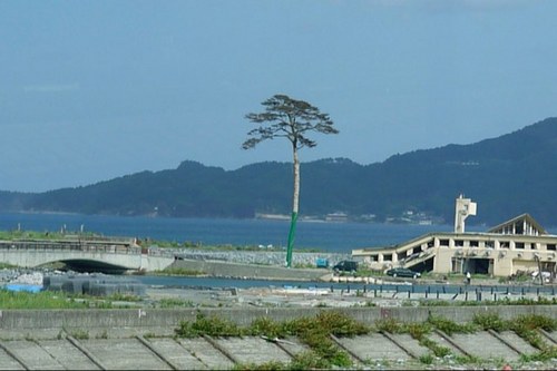 岡山県青年団協議会の東日本復興支援活動”3.loveline岡山→東日本”のtwitterアカウントです。