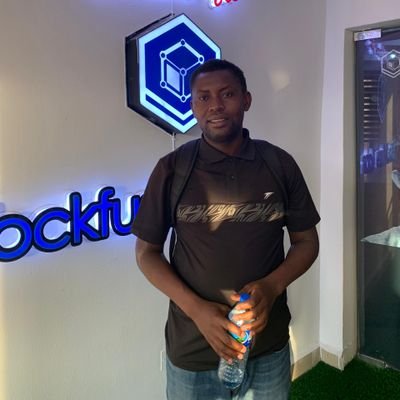 GwanIsaac's profile picture. Singer. Composer. Song writer.
Jesus Freak. Phone photographer