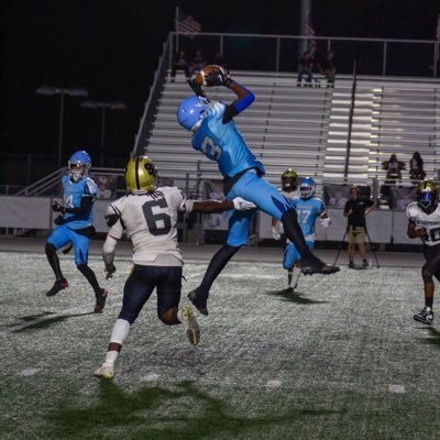Class of 23 Wr/ db/ Kr | 6’2, 180lb Juco Product ! 5025393979 || email: @anthonyleejackson2004@gmail.com