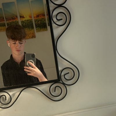 noahharding33's profile picture. 