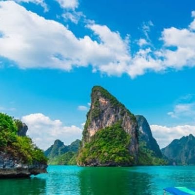 Travelcoupl's profile picture. Loves traveling, in search of eternity, happy, photography, solo travel, biking 😋😋