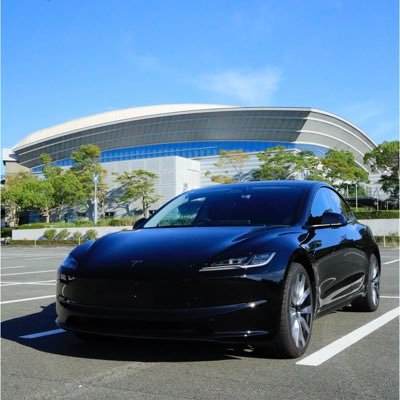 rlg_Apple's profile picture. LINEオープンチャットの【Anker好き集まれ！】の管理者M.2です。 車/ガジェットがタイプです。テスラオーナーの方は無言フォロー失礼します。22才テスラオーナー