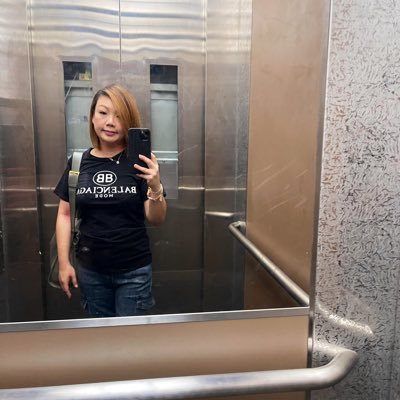 shashac023's profile picture. ℓιƒє ιѕ ƒυℓℓ σƒ муѕтєяιєѕ, вιттєяηєѕѕ, ѕωєєтηєѕѕ! єηנσу єνєяу∂αу σƒ уσυя ℓιƒ ωнєη уσυ ℓσνє ωнαт уσυ нανє, уσυ нανє єνєяутнιηg уσυ ηєє∂🤗 Life is Short