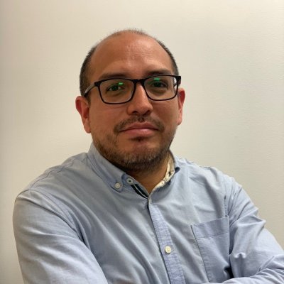 medbibliomano's profile picture. Reumatologo, bookworm y aficionado al teatro