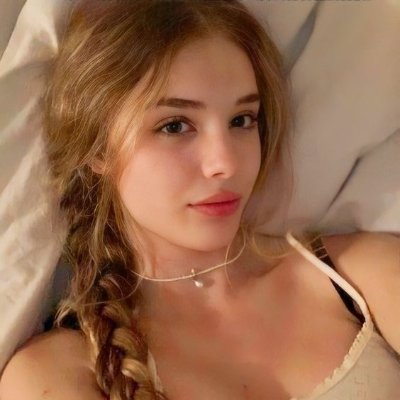 ⋆˚࿔ 𝐁𝐮𝐬𝐢𝐧𝐞𝐬𝐬 𝜗𝜚˚⋆ Sculpting dreams in stardust and velvet whispers— ★!