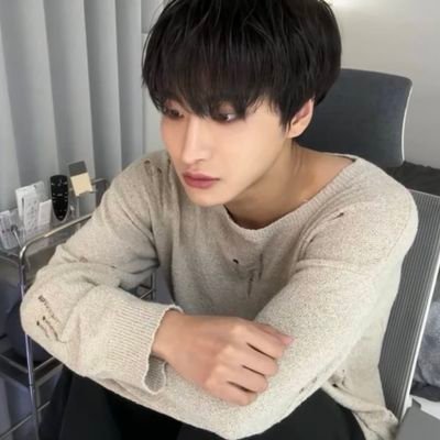 multi; 22; piwonetumeteez intak is cutie patootie( ノ^ω^)ノ