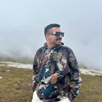 Raunaq Bajaj (@raunaqbajaj) 's Twitter Profile