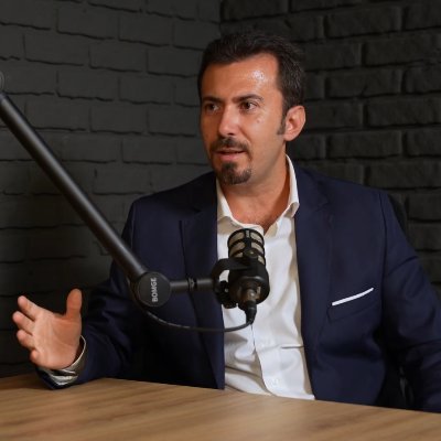 Risolvo i problemi più difficili sulle tue forniture Luce e Gas | Analista e Broker Energetico | Autore del Manuale Anti-Fregatura, Fondatore di Broker Vincente