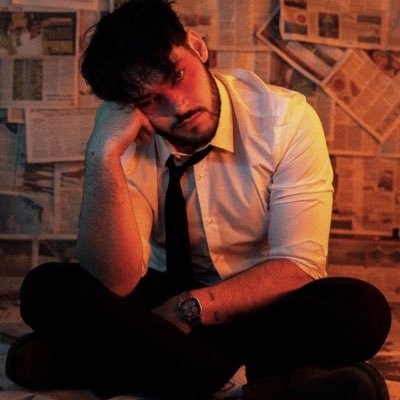 alleeeeebbb's profile picture. bi icon 😛😛😛