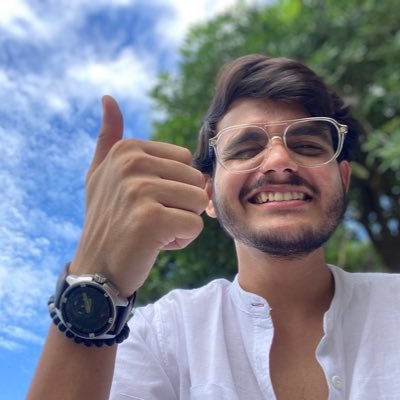 vaidikpandeyy's profile picture. 🇮🇳 | Living for the thrill of it.