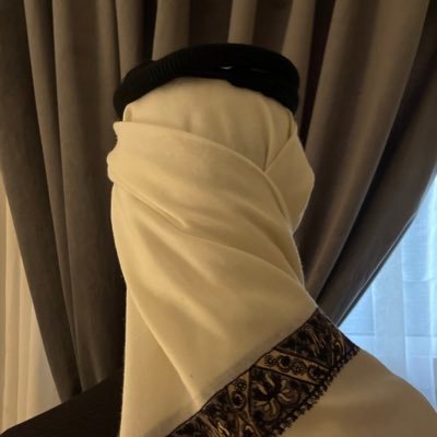 b_0tr's profile picture. "كل عسرٍ فيه يسر .. وكل شيٍّ فيه خيرة"