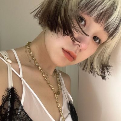 sakullax's profile picture. 
