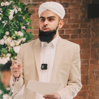 NHS Doctor 🩺 | Officiant for @TheNikahCo 💍| Follow @QuranTelawah