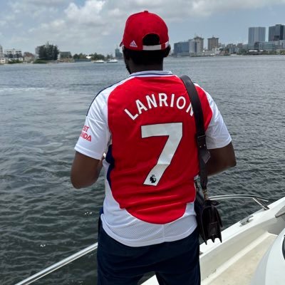 Lanrion's profile picture. 160 characters to create a biography, let me sum myself in some few words and some exclamation marks: PERFECT GENTLEMAN!!! Soccer Freak⚽️ @Arsenal forever 🔴⚪️