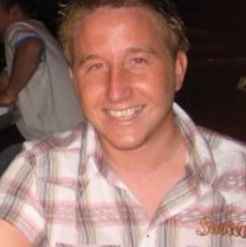 AzaWaugh's profile picture. 