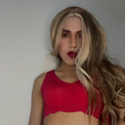 Nenita de 19 años Tengo sitio por Santa Isabel, Busco machos Activos Cacorros Heteros Bogotá. NO Soy Scorts NO soy prepago