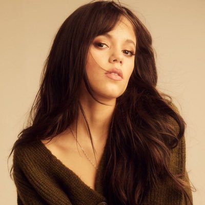 daily pics,videos and gifs of the actress jenna ortega