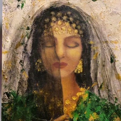 بكالوريوس ادارة اعمال - فنانة تشكيلية عضو في الجمعية السعودية للثقافة والفنون