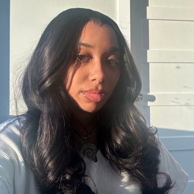 gworlnextdoor's profile picture. 21
 | xula | she/her