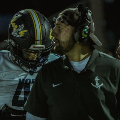 Defensive Line Coach || ‘22, ‘23, '24 New Jersey Group V State Champions || @USNFT Alumni || Follower of Christ