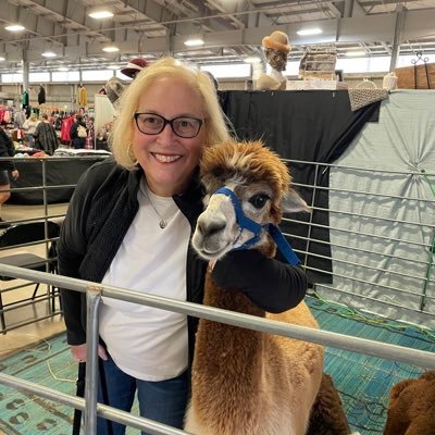Contemporary romance author. RWA, OKRWG and OWFI member.